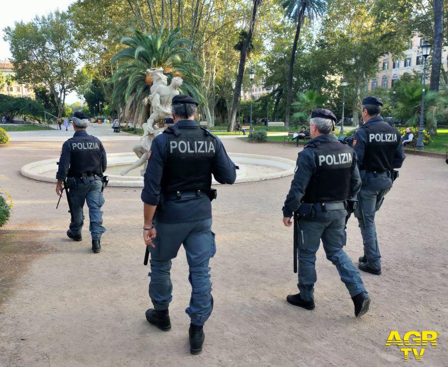 Polizia controlli ad alto impatto piazza Vittorio
