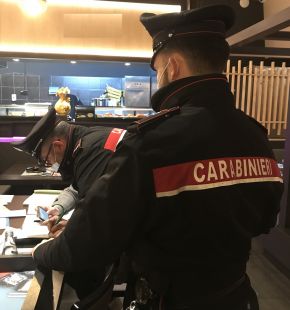 Roma, controlli nei quartieri San Pietro e Trionfale, tre arresti, riscntrate violazioni in sei attività commerciali