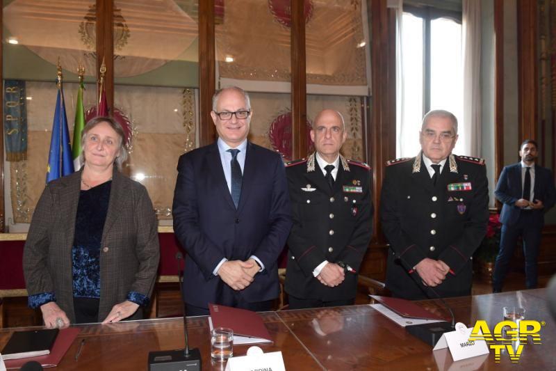Gualtieri con assessore Alfonsi ed i generali dei carabinieri Giardina e Marzo