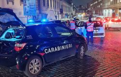 Esquilino e Termini nel mirino, i Carabinieri li passano al setaccio, due persone arrestate e 13 denunciate