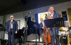 Natale, dal Sax ai concerti, alla Casetta di Babbo Natale, la magia delle feste a Fiumicino