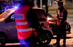 Movida nel mirino, tre denunce per guida in stato d'ebrezza, ritirata una patente ed una denuncia per detenzione di un coltello a farfalla