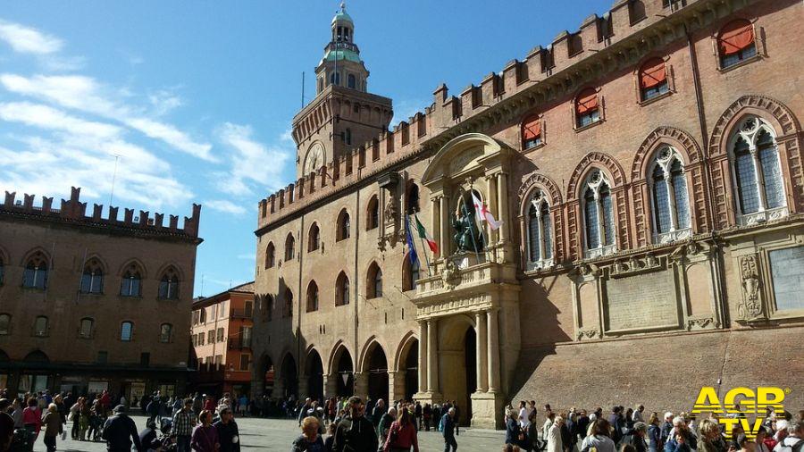 Bologna piazza Grande Bologna piazza Grande
