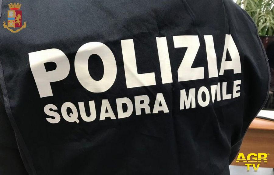 Arrestato in Spagna ricercato per detenzione e spaccio ieri l'arrivo a Fiumicino e la consegna alla Squadra Mobile