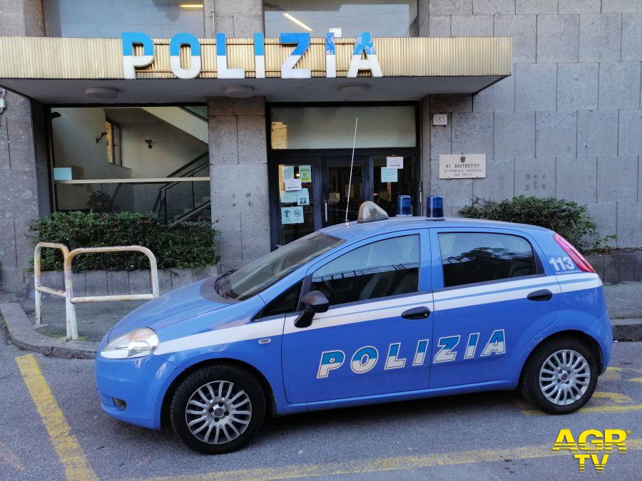 Polizia sequestrate 14 tonnellate derrate alimentari, Polizia sequestrate 14 tonnellate derrate alimentari,