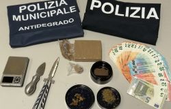 “Pusher 2.0” arrestato dalla Po­lizia di Stato e dal­la Polizia Municipale di Firenze.