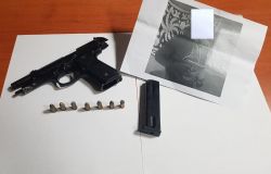 Roma, campo nomadi via Solone, due minori in manette, rinvenuta pistola rubata