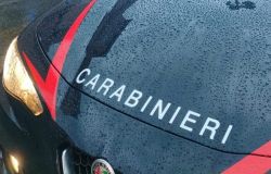 Campagnano, uova sul finestrino dell'auto, un carabiniere sventa il tentativo di rapina ad un'anziana donna