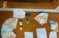 Polizia Romanina droga e soldi sequestrati