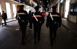 Roma, blitz notturno dei carabinieri nel centro storico, 15 arresti