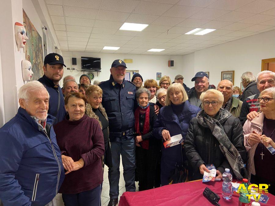 il personale del VI Distretto Casilino incontrano gli ospiti del centro anziani denominato 