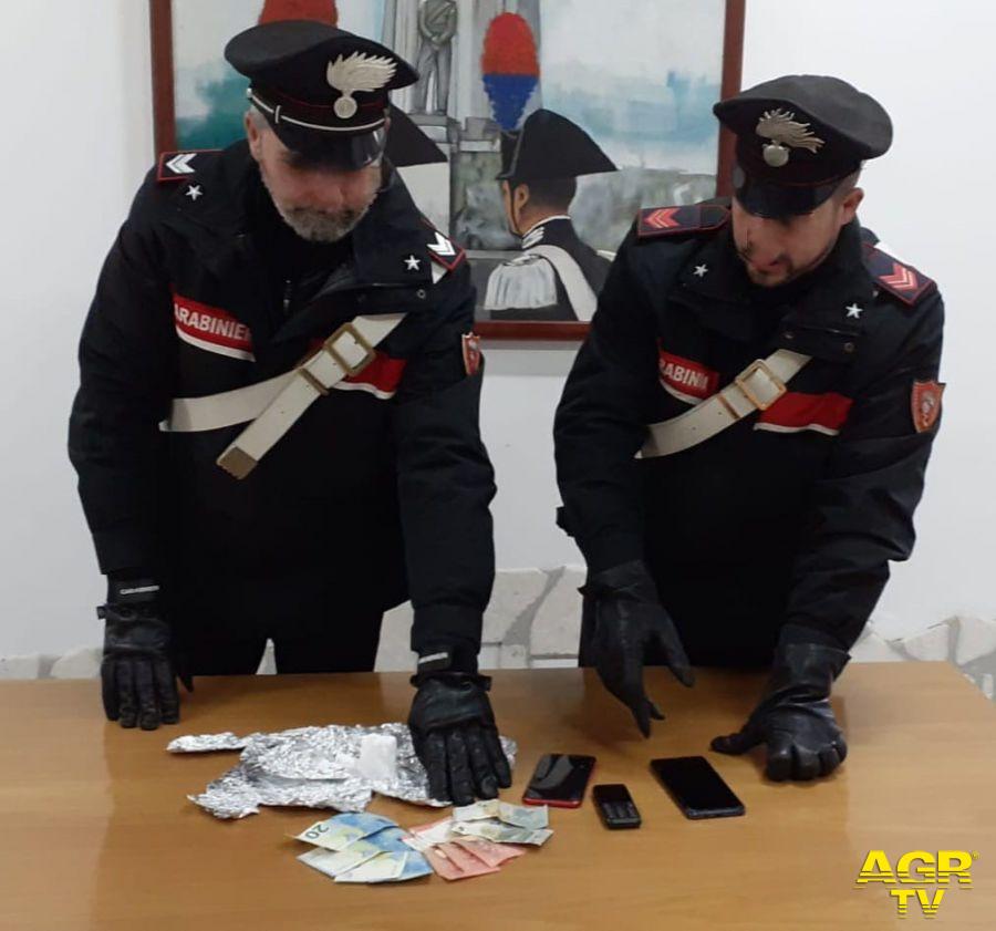 Pomezia la droga sequestrata dai carabinieri Pomezia la droga sequestrata dai carabinieri