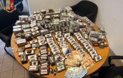 Roma, arrestato pusher marocchino, nascondeva in casa oltre 46 kg. di hashish