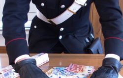 carabinieri dosi shaboo sequestrate