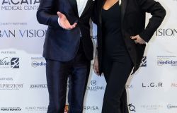 Pioggia di stelle al Testori di Milano per l’evento “Women for Women against Violence – Camomilla Award”