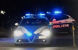 Roma,giro di vite sulle sale giochi, arrestato uno spacciatore all'interno, licenza sospesa al locale