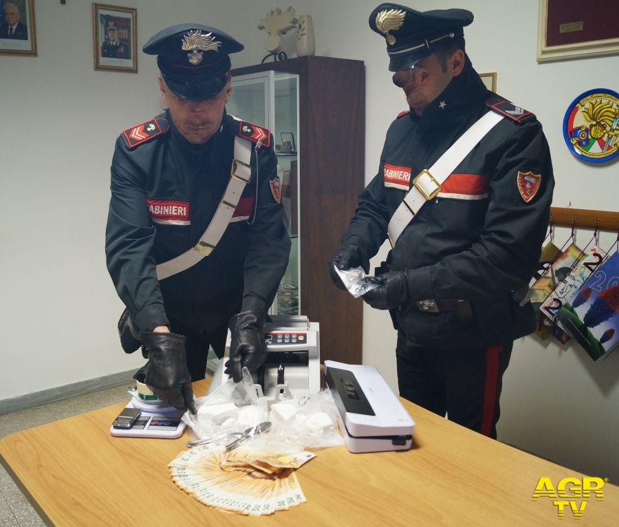 Carabinieri sequestro di droga e soldi