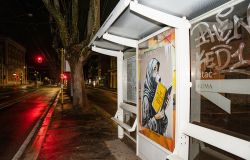 Nella notte tra il 9 e il 10 marzo, in via Nomentana (all'altezza della Basilica di Sant'Agnese fuori le Mura), nei pressi dell'Ambasciata Iraniana è apparsa la nuova opera della Street Artist Laika,