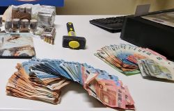 Polizia droga sequestrata soldi Tuscolano