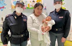 Michelangelo, il bambino battezzato ieri dal Papa al policlinico Gemelli, era stato soccorso esanime dagli agenti di una volante