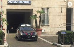 Eur, Non vuoi collaborare a rubare...? allora dacci i soldi, in manette un 20enne ed un minore per estorsione