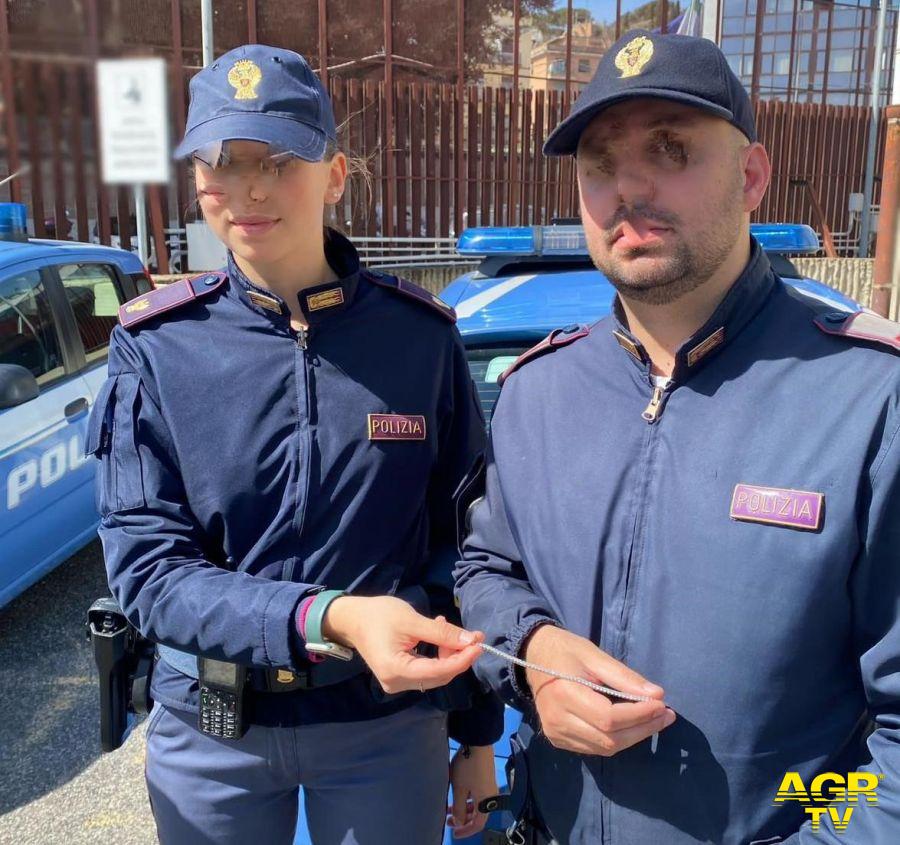 polizia il bracciale recuperato polizia il bracciale recuperato