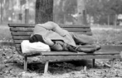 Ostia, emergenza freddo per clochard