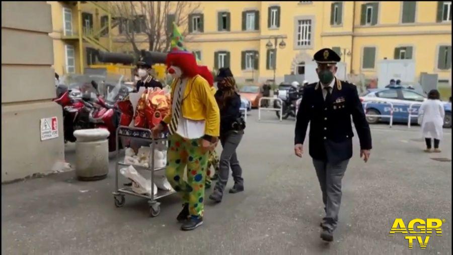 Roma. La Polizia di Stato consegna le uova di Pasqua ai bimbi ricoverati presso l’Ospedale San Camillo e il Policlinico Umberto I
