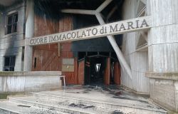 Formia, grave incendio al Villaggio Don Bosco,  danni alla chiesa e all’auditorium