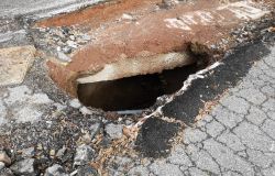 Roma, viale Bruno Buozzi, chiusa la voragine, riaperta l'arteria che collega i Parioli a Belle Arti