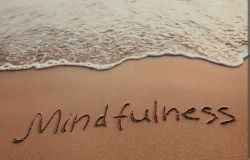 Mindfulness. L’insostenibile leggerezza del “qui ed ora”