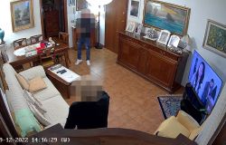 Truffe agli anziani, finiscono in carcere tre italiani, recuperati 49 mila euro e restituiti alla vittima