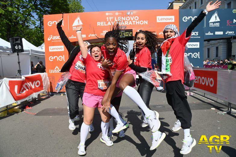 La grande festa della Marathon di Milano Foto Lapresse