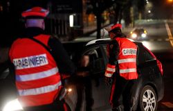 Roma, al Prenestino controlli dei carabinieri a tutto campo, un arresto e due denunce, multa di 38 mila euro ad un ristoratore