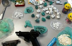 13 kg. di droga nascosti nel box, tre arresti della Polizia