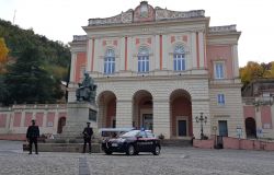 Cosenza, blitz antidroga ed armi dei Carabinieri nell'area di Gioia Tauro, 37 indagati, 25 agli arresti