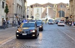 Roma, lite tra clochard sfociata in un accoltellamento, fermato 52enne italiano