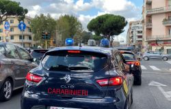 Roma, furto dell'Iphone....Dammi 250 euro e ti restituisco il telefono, in manette 20enne romeno per estorsione