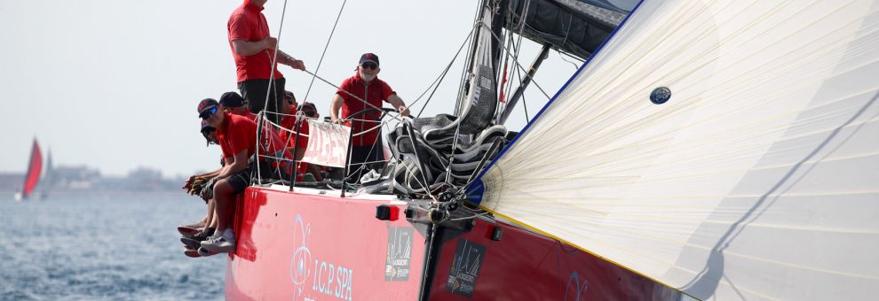 Vela, giro di boa della Cinquecento miglia, domani l'arrivo
