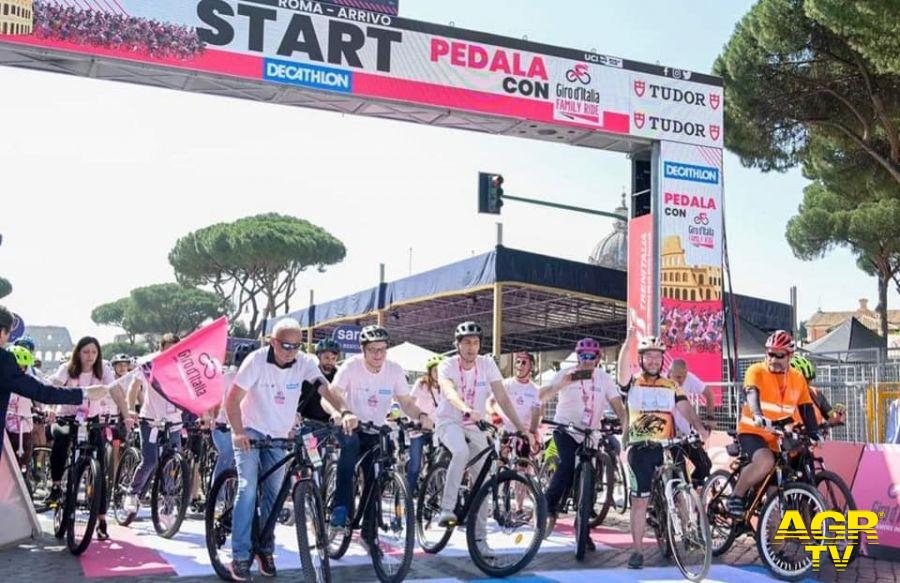 Bici Roma pedalata in città per il Giro d'Italia