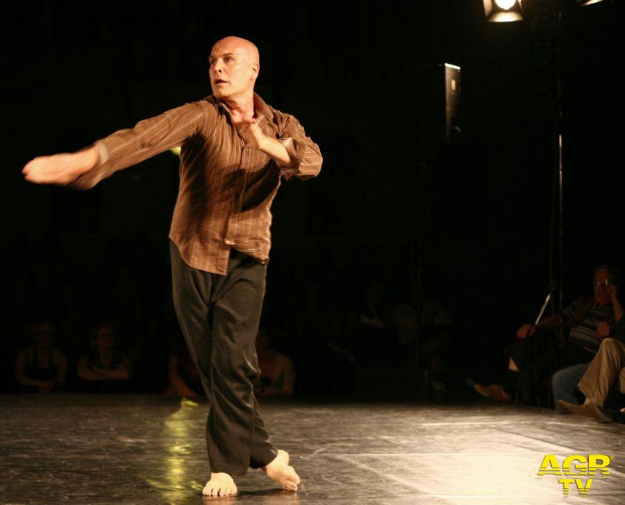 Danza, Virgilio Sieni a Greccio e Rieti presenta: Difronte agli occhi degli altri