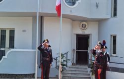 Inaugurazione caserma carabinieri Africo Novo alzabandiera