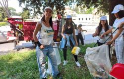 Roma, raccolto dai volontari oltre un quintale di rifiuti in Corso Francia