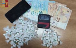 Roma, droga a Ponte Milvio, Primavalle, Colombo ed Esquilino, sette pusher in manette