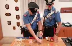 Campagna dei carabinieri contro le truffe agli anziani, due arresti a Cerveteri