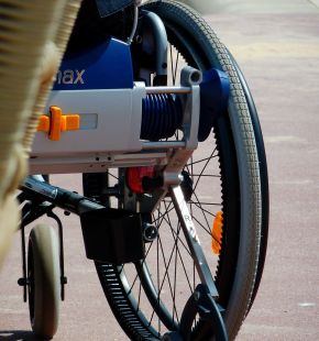 Genitorialità e sclerosi multipla: consapevolezza e possibilità Genitorialità e sclerosi multipla: consapevolezza e possibilità