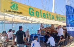Civitavecchia, quarta tappa Goletta Verde: l’eolico off-shore e rinnovabili per accelerare la transizione energetica