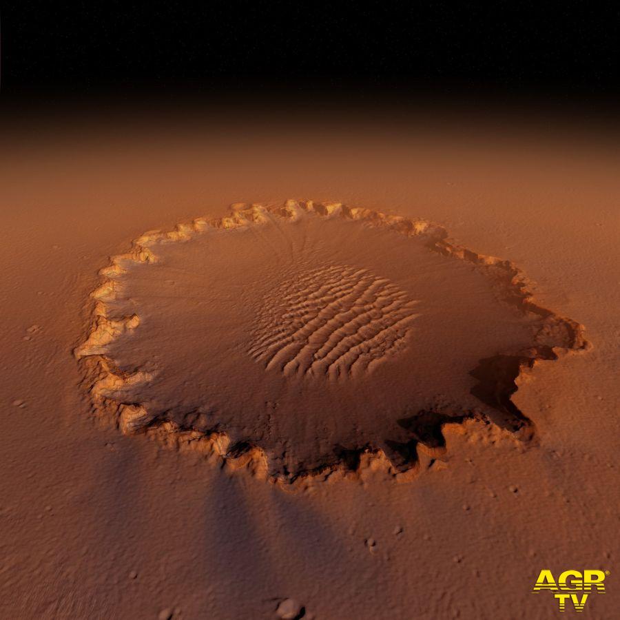 Marte pianeta rosso un cratere foto pixabay
