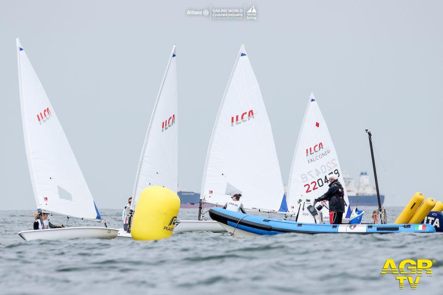 Sailing World Championships di Den Haag classe ILCA in gara foto FIV