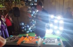 Davide Bordoni spegne le candeline....e festeggia i suoi 50anni